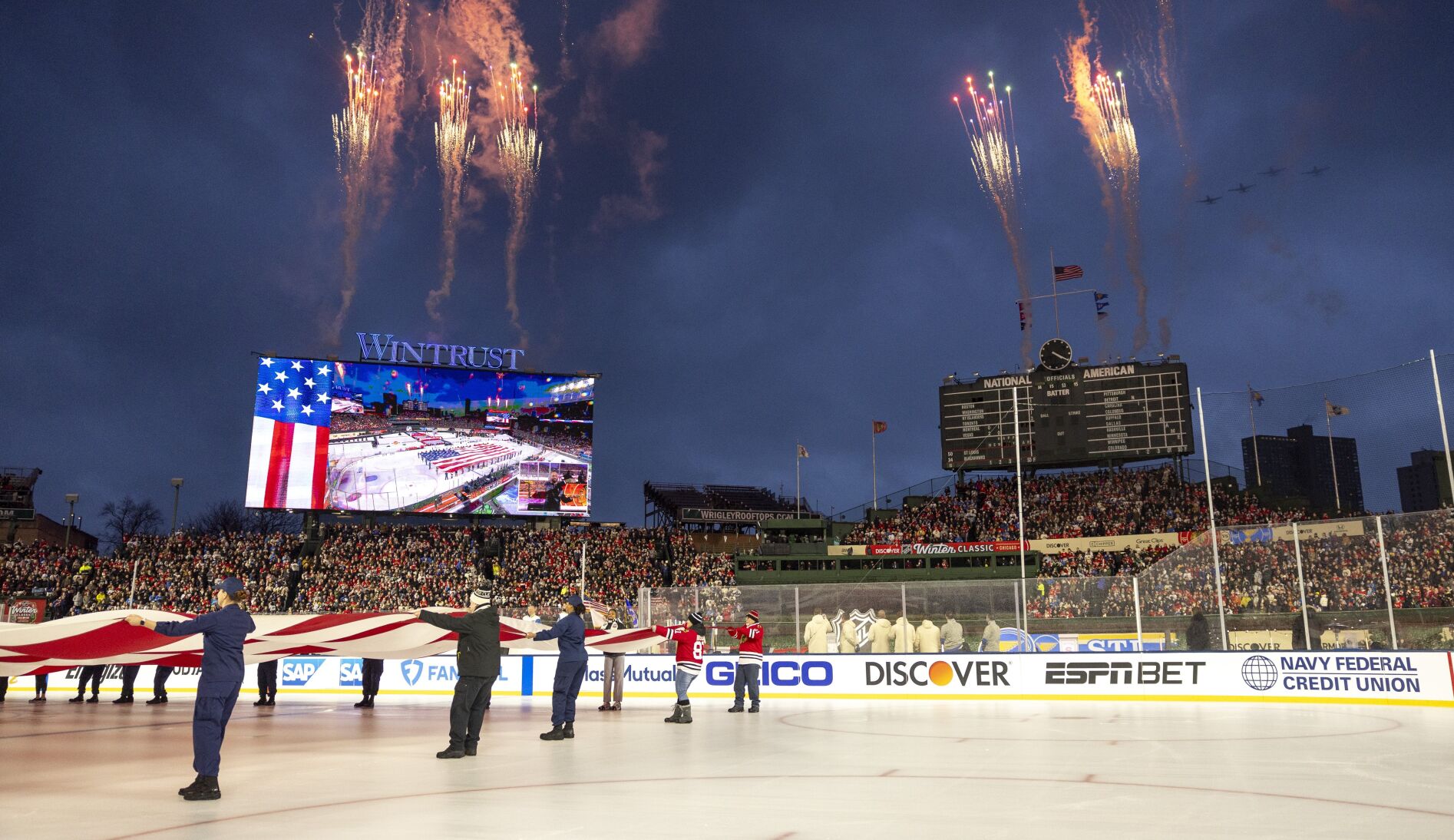 The Blues and Blackhawks take Wrigley Field for the Winter Classic
